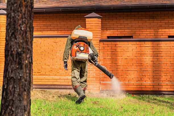 Top rated local Mosquito Control specialists in Lake Barcroft, VA
